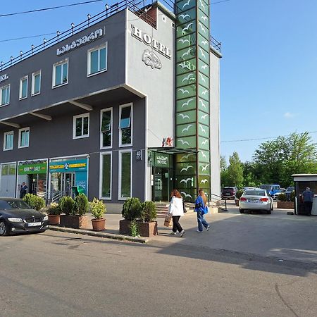 Hotel Georgian Kutaisi Exteriör bild