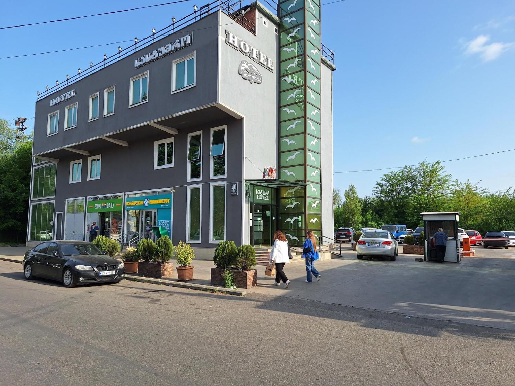 Hotel Georgian Kutaisi Exteriör bild